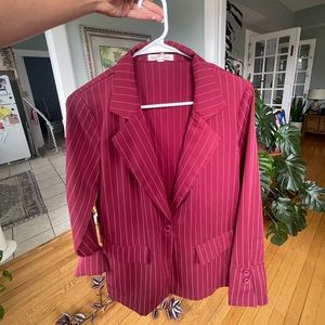 ❌SOLD❌ Dark red / maroon pin stripe blazer suit coat small